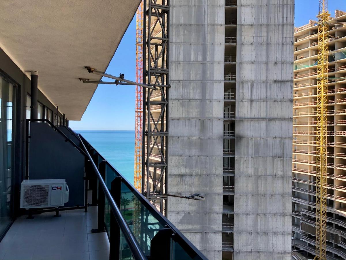 Batumi Orbi Beach Tower Eksteriør billede