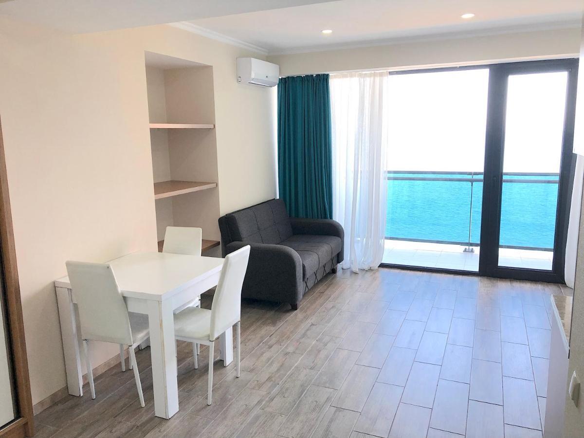 Batumi Orbi Beach Tower Eksteriør billede