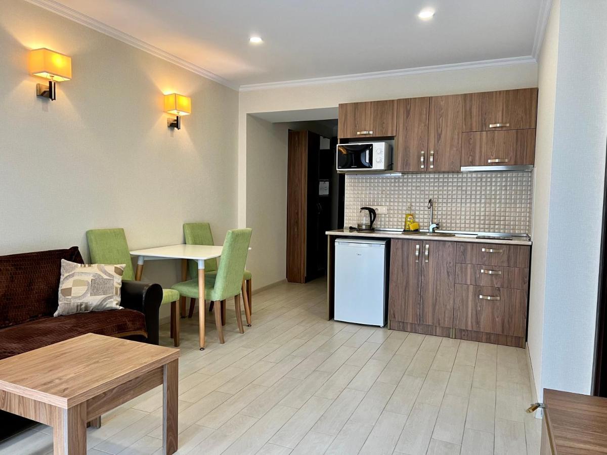Batumi Orbi Beach Tower Eksteriør billede