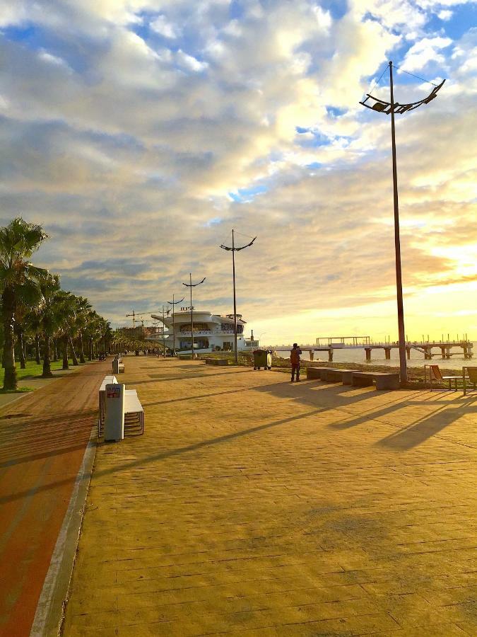 Batumi Orbi Beach Tower Eksteriør billede