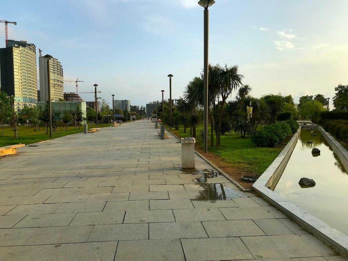 Batumi Orbi Beach Tower Eksteriør billede